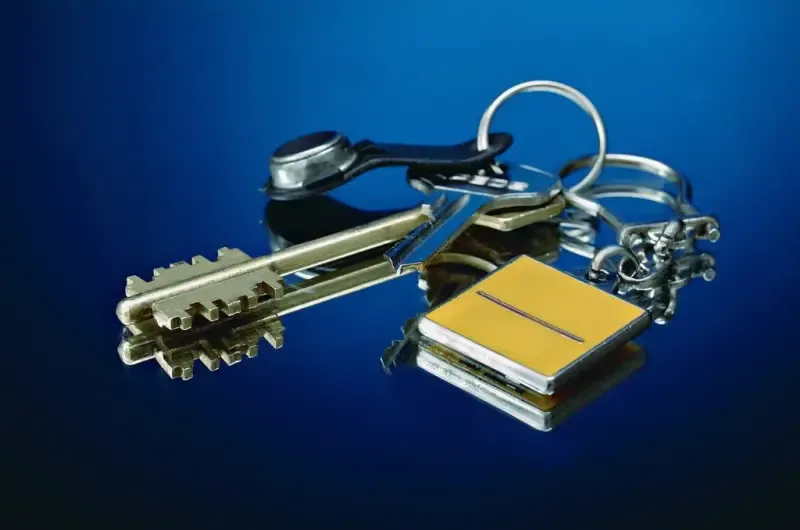 Ochrona mienia: skuteczne strategie zapobiegania zagrożeniom